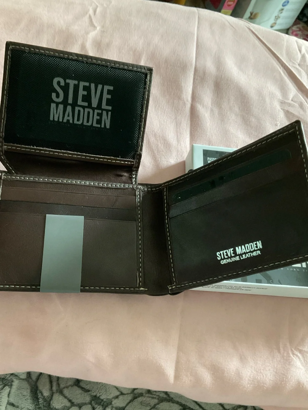 Steve Madden Men’s RFID Genuine Leather Passcase Wallet - Brown